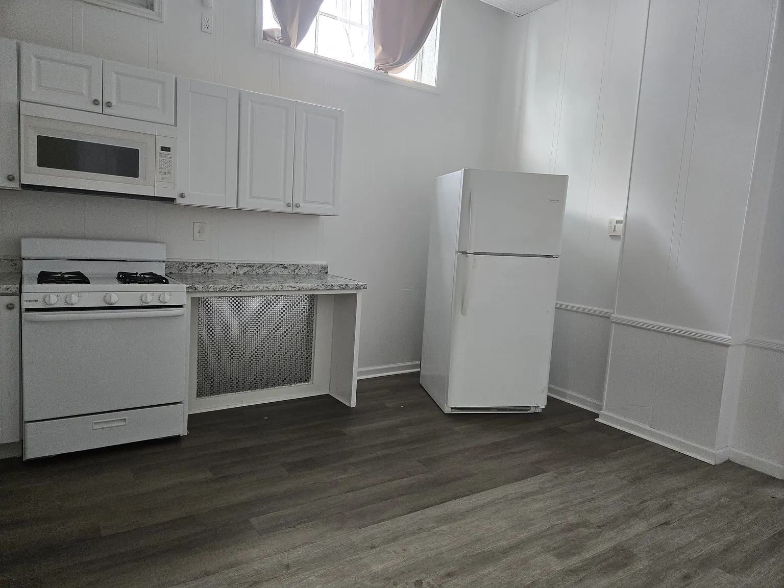 1 bed, $2,000 — Photo 3