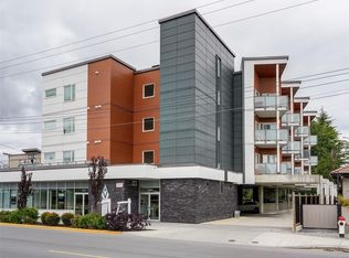 7098 Wallace Dr #203, Central Saanich, BC V8M 1G9