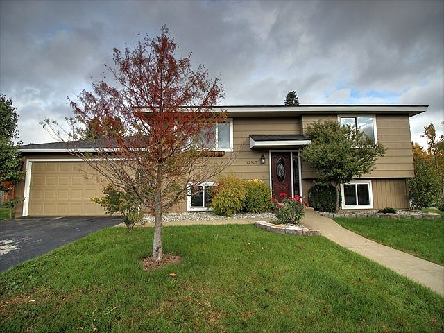 1st image of 12917 E 31st Ave
