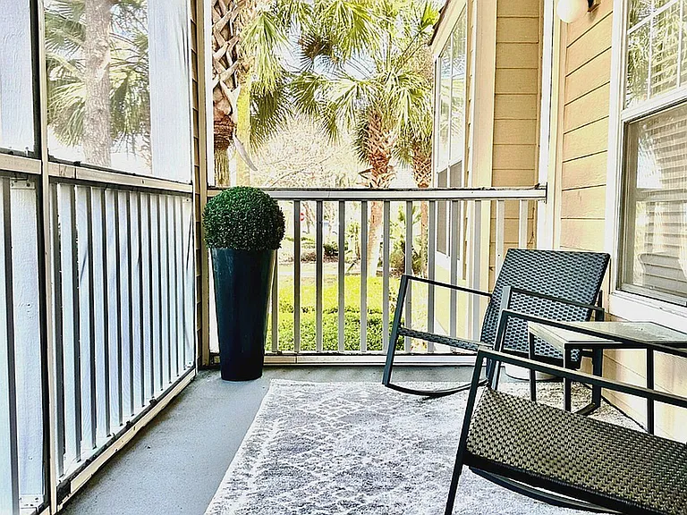 Avana Long Point — Photo 7