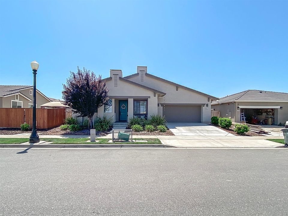 1st image of 684 Branding Iron St