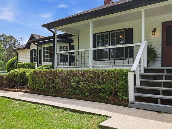 3rd image of 5764 Ben Lee Rd