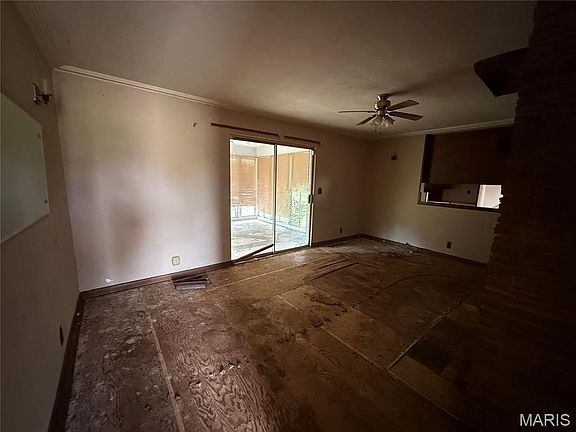 5th image of 168 Crescent Dr