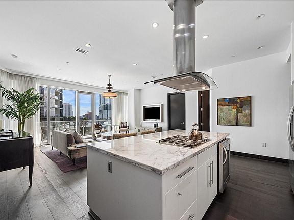 4th image of 1600 Post Oak Blvd Unit 1007