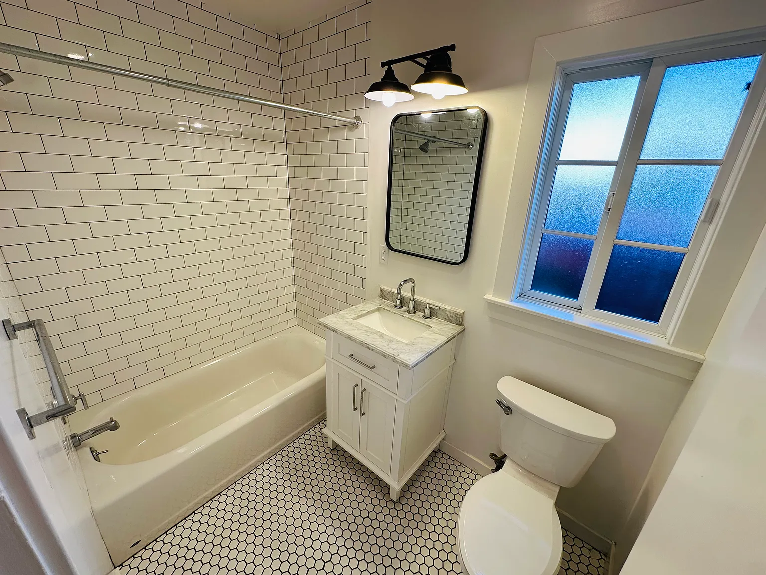 1 bed, $3,150 — Photo 3