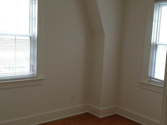 5th image of 412 Canal St
