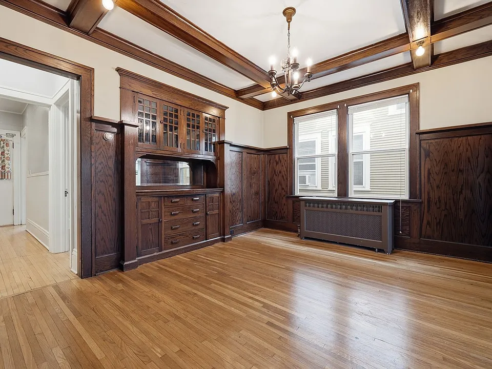 1899 Selby Avenue