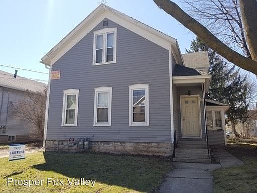 3rd image of 749 Woodland Ave #749