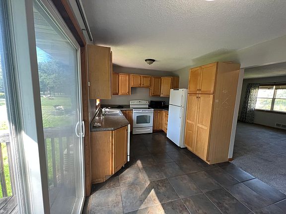 5th image of 14769 Chili Ave W