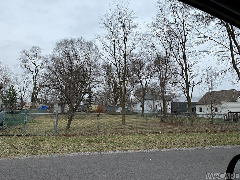 1st image of 1600 Logan Ave
