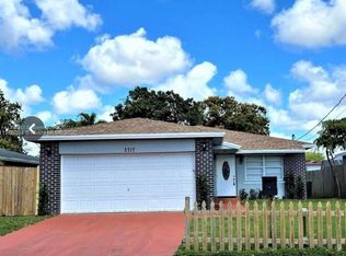 5717 Mayo St, Hollywood, FL 33023