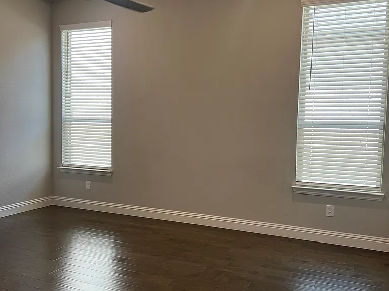 13244 Jonata St — Photo 31