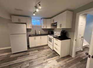 194 Willowbrook Dr #BASEMENT, Whitby, ON L1R3C3