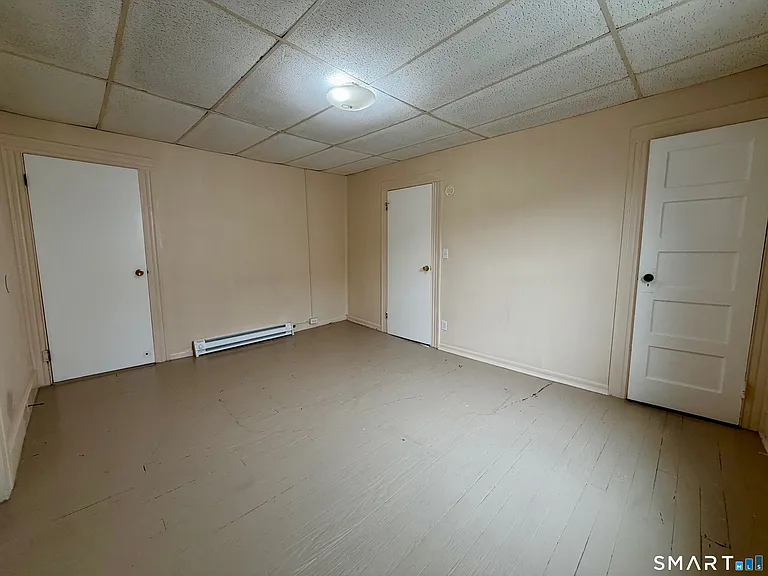 237 E Main St — Photo 13