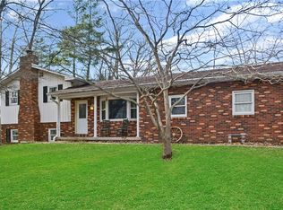 750 Valley Rd, Terre Haute, IN 47803