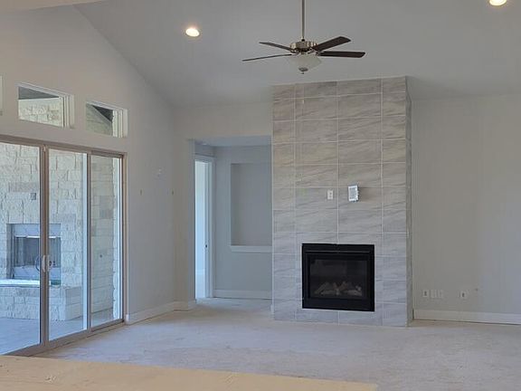 3rd image of 601 Ocate Mesa Trl