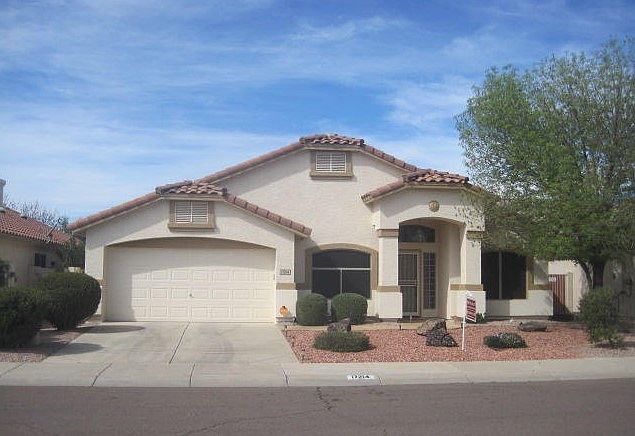Excellent Curb Appeal