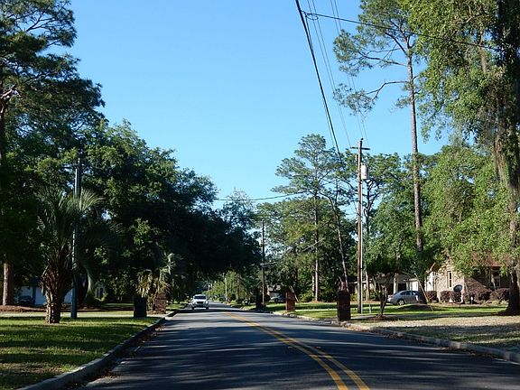 4th image of 4034 Foxborough Blvd