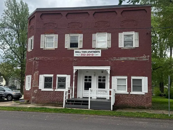 212 E Main St, Green Valley, IL 61534