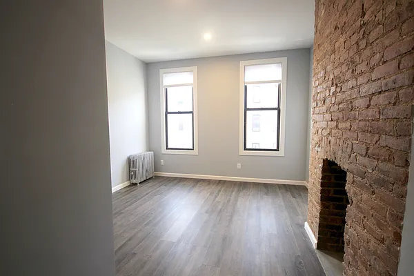 Rented by Nooklyn NYC LLC | media 24