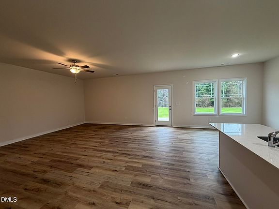 2nd image of 228 Jacobs Ridge Dr