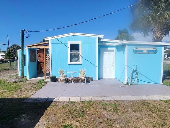 5th image of 324 CALLE LIANA