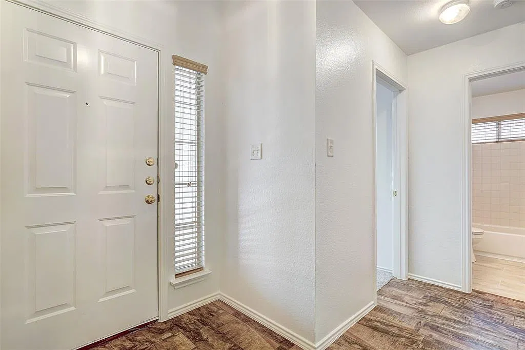 1505 Ty Cobb Pl — Photo 3