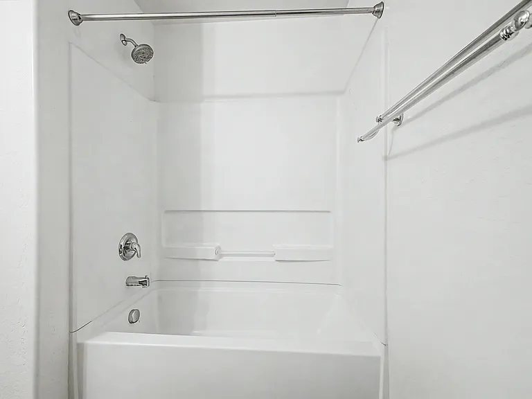 1250 S Rialto St #7 — Photo 3