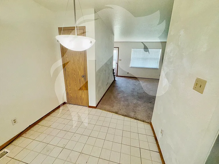 1418 Texas Ave — Photo 10