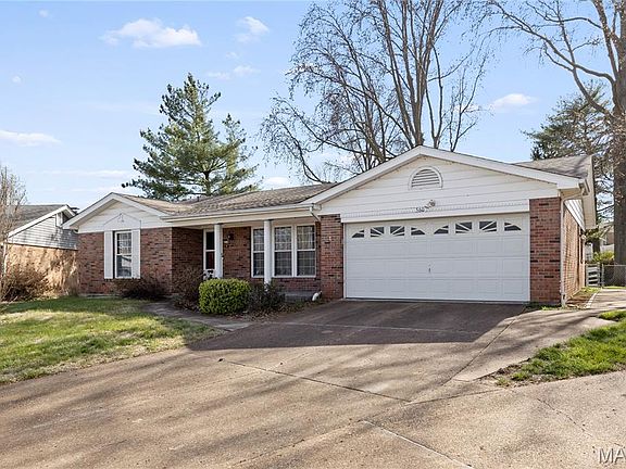 2nd image of 560 Blossomheath Dr