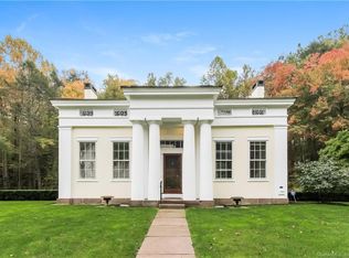 43 Liberty St, Chester, CT 06412