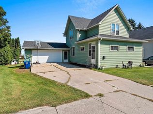 1126 Dodge St, Kewaunee, WI 54216