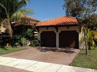 15243 SW 28th Ter, Miami, FL 33185