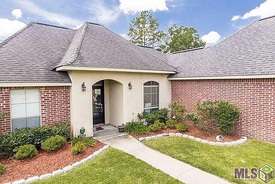 1st image of 15011 Sherwood Ln