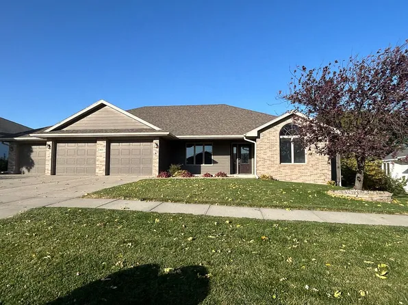 1605 N 30th St, Norfolk, NE 68701