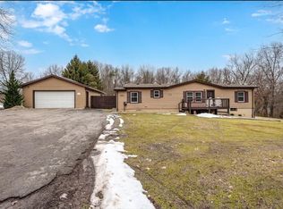 881 Meachem Rd, Battle Creek, MI 49017