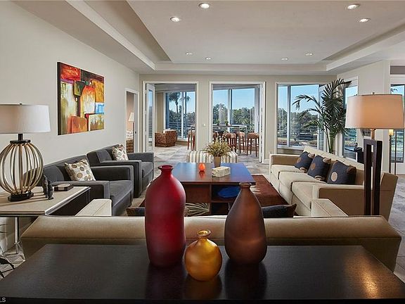 4th image of 824 Hideaway Cir E #3-321