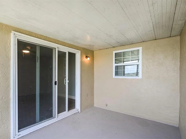 1184 Woodman Way — Photo 18