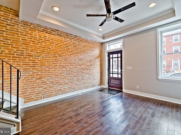 2nd image of 226 S Washington St