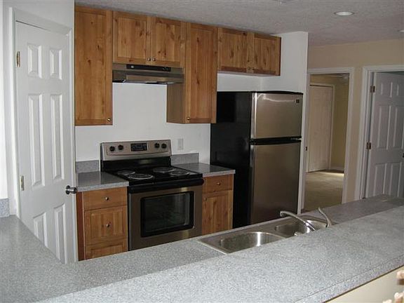 5th image of 1550 Atlantic Ave
