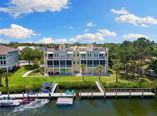 107 Athenian Way, Tarpon Springs, FL 34689