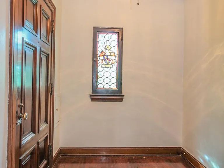 1600 Garfield Ave — Photo 2