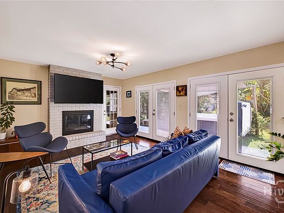 5th image of 612 Suncrest Boulevard