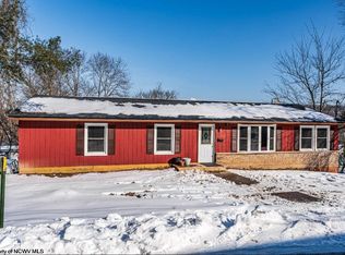 490 Ohio Ave, Westover, WV 26501