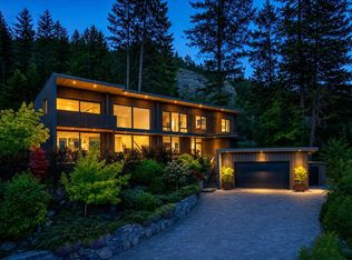 1704 Sugarloaf Pl, Pemberton, BC V0N2L3