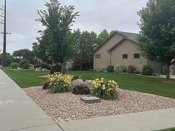 4th image of 14202 Oakwood Dr
