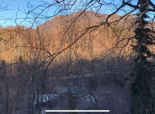 19745 Hardrock Dr, Chugiak, AK 99567