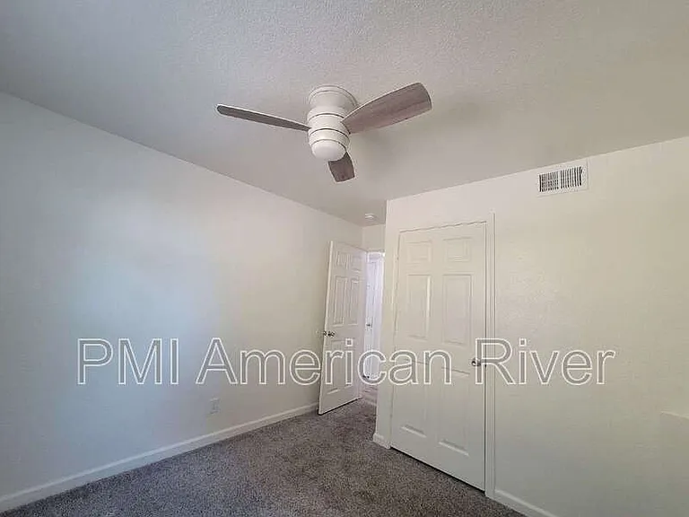 7147 Bacchini Ave — Photo 10