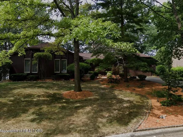 5819 Bois Ile Dr, Haslett, MI 48840