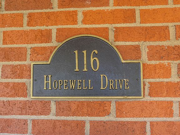 3rd image of 116 Hopewell Dr